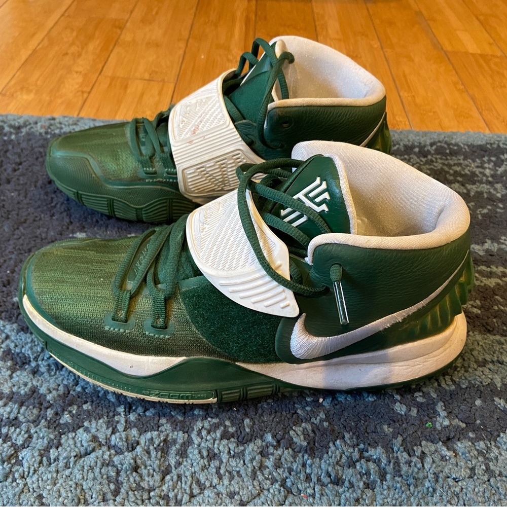 Nike Kyrie 6. Men’s size 9.